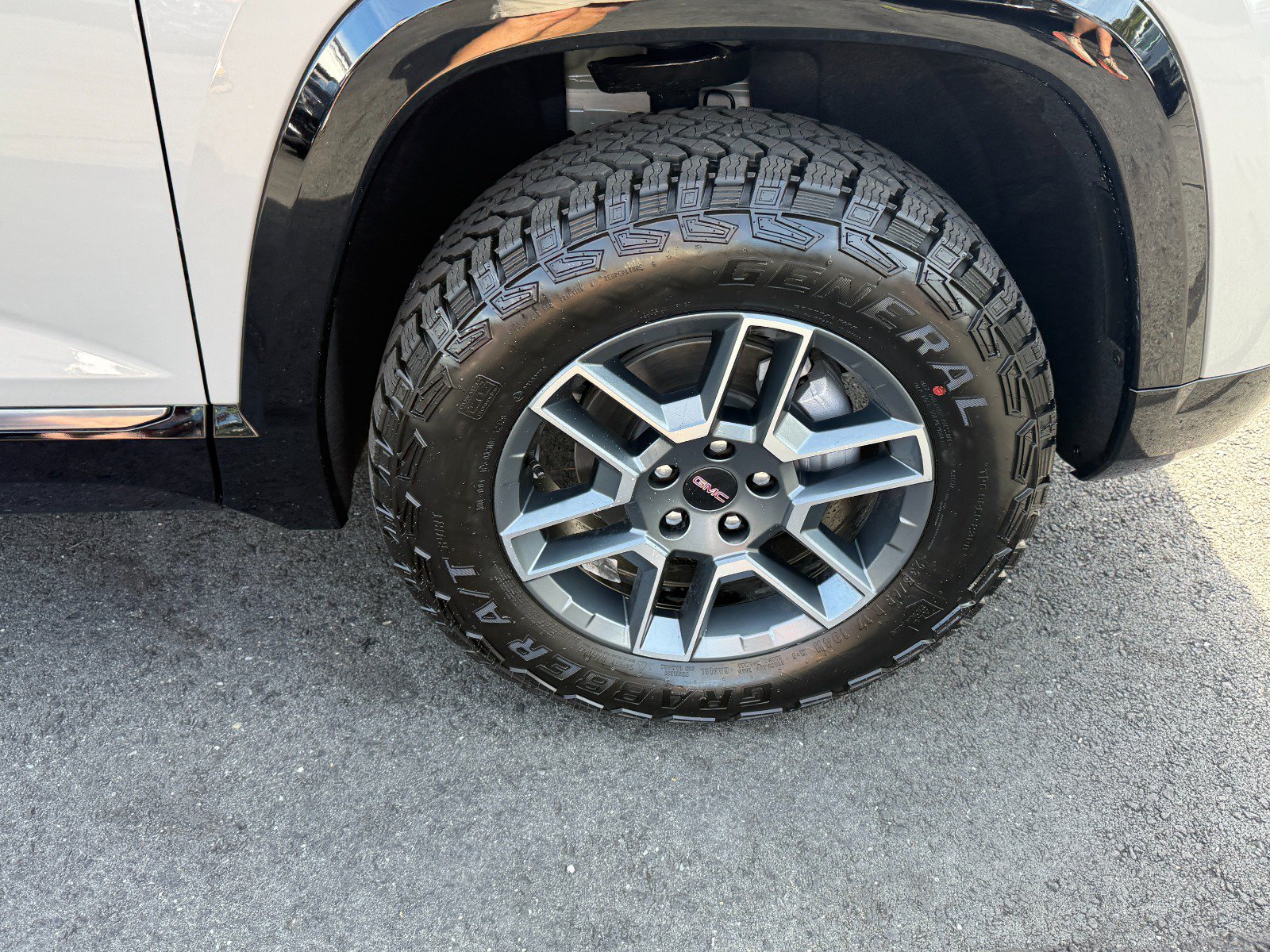 New 2027 GMC Terrain AT4 AWD/4WD image 12