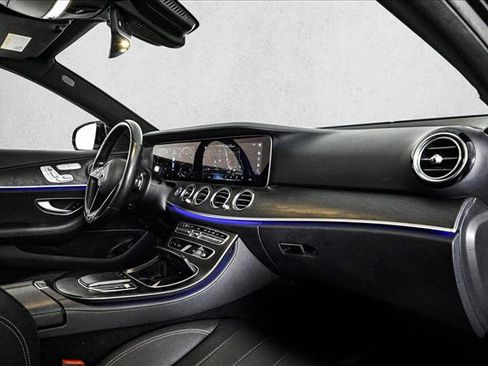 Used 2023 Mercedes-Benz E 350 4MATIC Sedan image 24