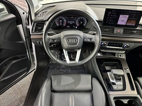 Used 2025 Audi Q5 2.0T Premium Plus w/ Premium Plus Package AWD/4WD image 5