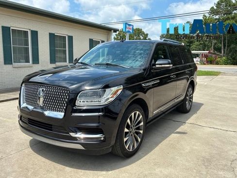 Used 2020 Lincoln Navigator Reserve RWD image 3