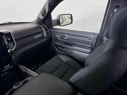 New 2026 RAM 1500 4x4 Crew Cab image 23