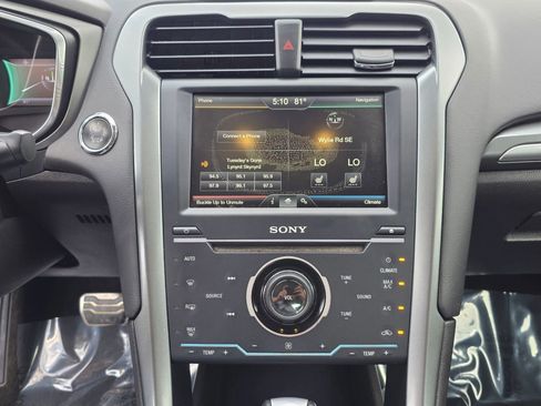 Used 2014 Ford Fusion Titanium image 13