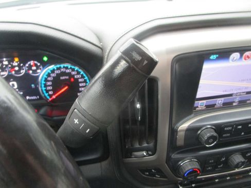 Used 2019 GMC Sierra 2500 Denali image 37