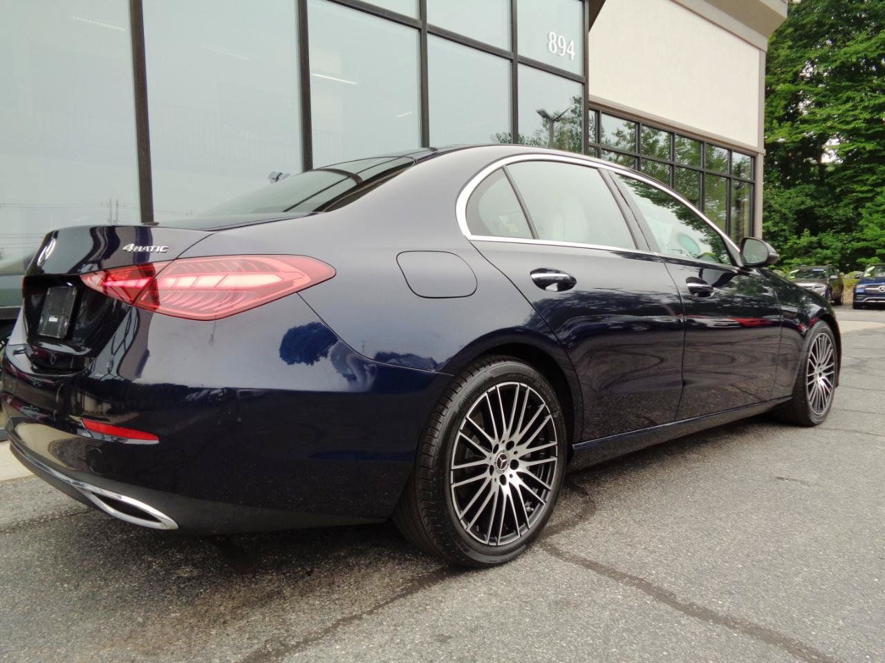 Used 2023 Mercedes-Benz C 300 4MATIC Sedan image 5
