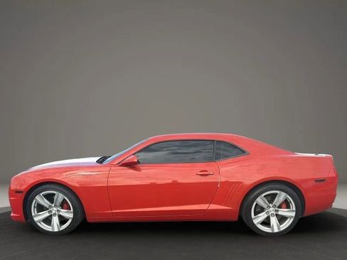 Used 2013 Chevrolet Camaro SS w/ RS Package image 2