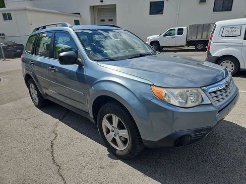 Used 2013 Subaru Forester 2.5X AWD/4WD image 3