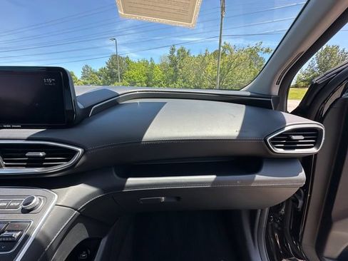 Used 2022 Hyundai Santa Fe SEL w/ Convenience + Premium Package AWD/4WD image 18