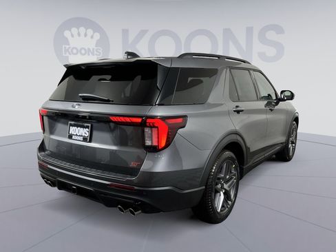 New 2026 Ford Explorer ST w/ Sun And Sound Package image 7