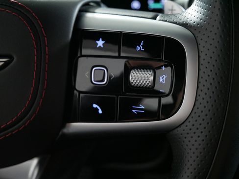 Used 2025 Genesis G80 2.5T Sport Prestige image 28