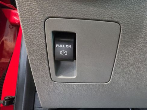 Used 2016 Ford F150 XL w/ Equipment Group 101A Mid RWD image 19