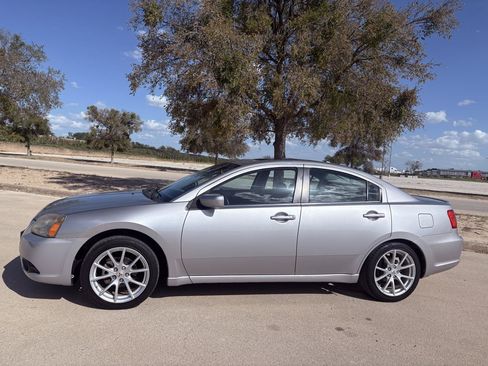 Used 2012 Mitsubishi Galant ES FWD image 4