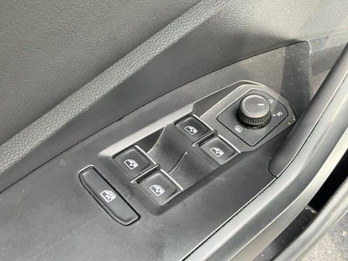 Used 2022 Volkswagen Jetta S FWD image 24