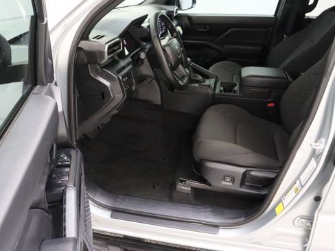 Used 2025 Toyota Tacoma SR image 14