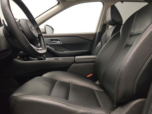 Used 2021 Nissan Rogue SL image 17