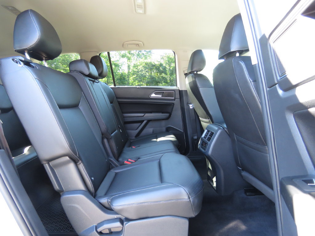 Used 2018 Volkswagen Atlas SE AWD/4WD image 16