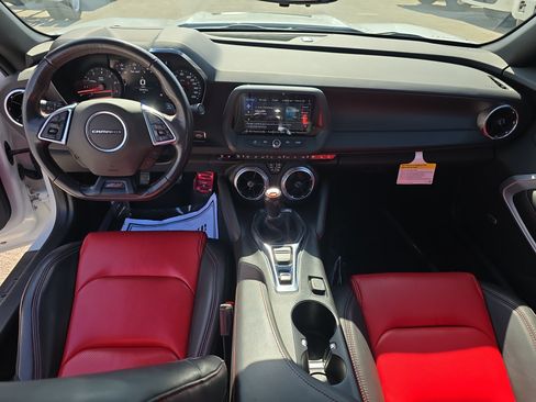 Used 2021 Chevrolet Camaro SS RWD image 16