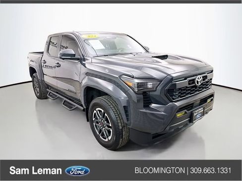 Used 2024 Toyota Tacoma TRD Sport image 1