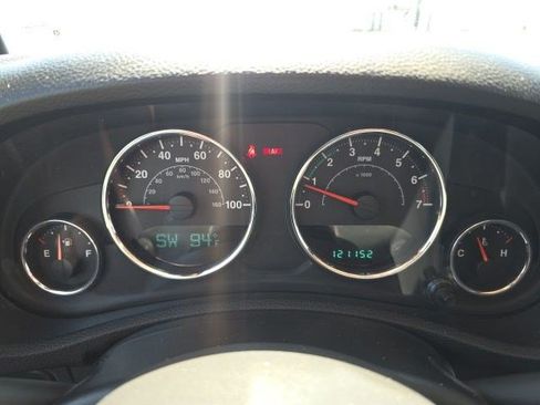 Used 2013 Jeep Wrangler Unlimited Rubicon w/ Dual Top Group AWD/4WD image 19
