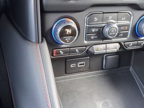 Certified 2024 Chevrolet Tahoe RST w/ RST Performance Edition image 25