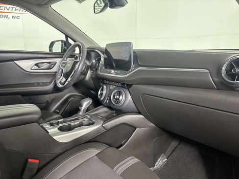 Used 2024 Chevrolet Blazer LT w/ Convenience Package image 28