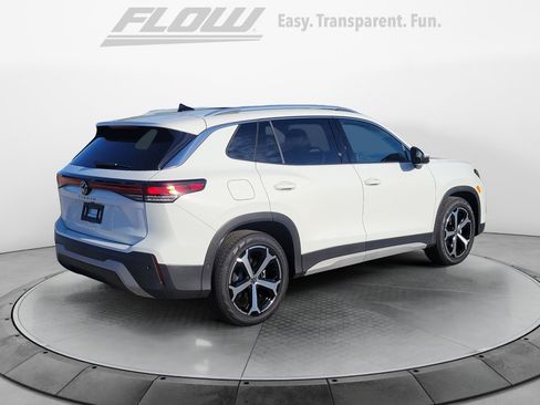 New 2026 Volkswagen Tiguan SE image 7