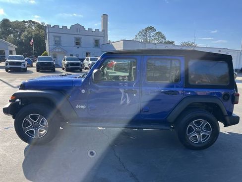 Used 2020 Jeep Wrangler Unlimited Sport S image 10