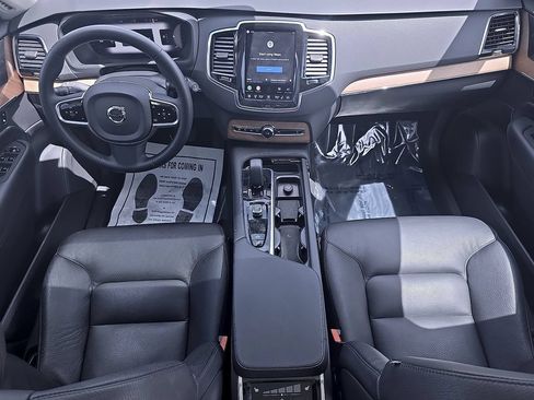 Used 2023 Volvo XC90 B5 Plus w/ Protection Package Premier AWD/4WD image 19