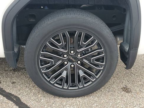 Used 2022 GMC Sierra 1500 Denali Ultimate image 5