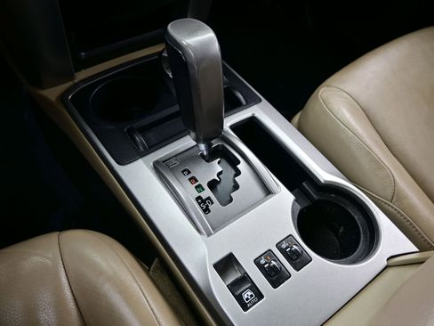 Used 2013 Toyota 4Runner SR5 image 25