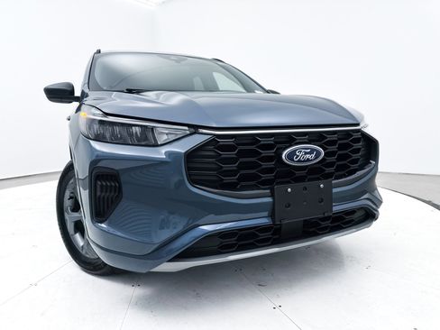 Used 2023 Ford Escape ST-Line w/ Tech Pack #1 image 7