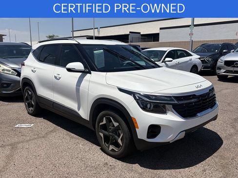 Certified 2024 Kia Seltos EX FWD image 2
