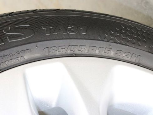 Used 2020 Chevrolet Spark LT image 39