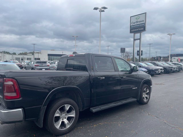 Used 2019 RAM 1500 Laramie AWD/4WD image 2