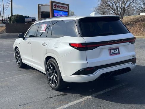 Used 2025 Lexus TX 500h AWD w/ Technology Package image 7