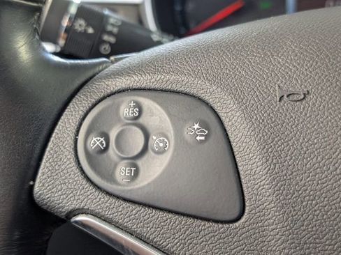 Used 2017 Chevrolet Impala LT FWD image 23
