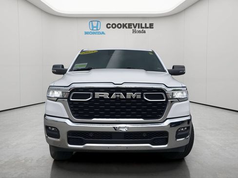 Used 2025 RAM 1500 Big Horn AWD/4WD image 3
