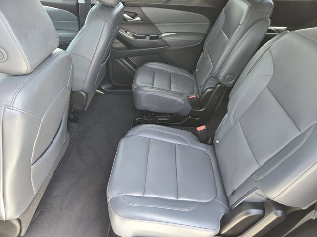 Used 2021 Chevrolet Traverse LT FWD image 29