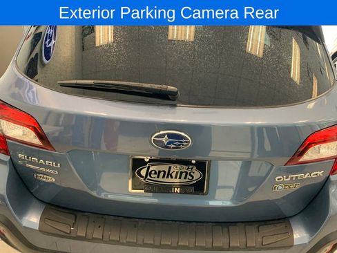 Used 2018 Subaru Outback 2.5i Limited w/ 50th Anniversary Edition AWD/4WD image 13