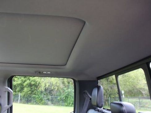 Used 2019 Ford F250 Lariat w/ Lariat Ultimate Package AWD/4WD image 19