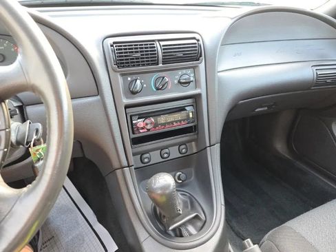 Used 2001 Ford Mustang GT RWD image 24