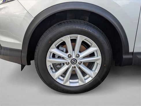 Used 2019 Nissan Rogue Sport SV FWD image 23
