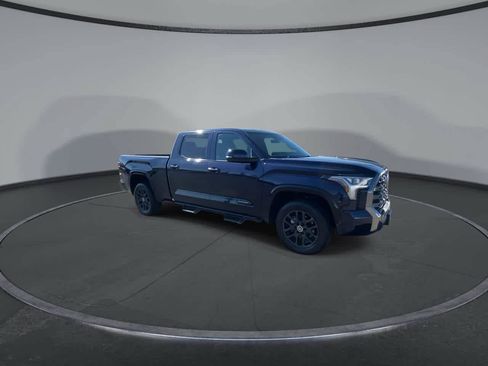 Used 2024 Toyota Tundra Platinum AWD/4WD image 2
