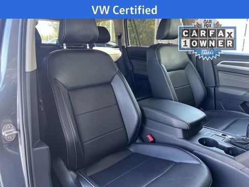 Certified 2021 Volkswagen Atlas SE image 32