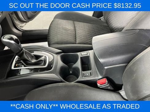Used 2019 Nissan Rogue SV FWD image 25