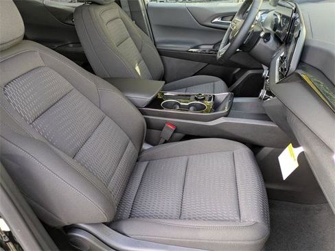 New 2026 Chevrolet Equinox LT image 30