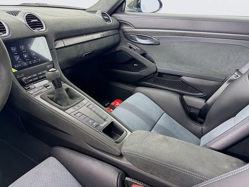 Certified 2025 Porsche 718 Boxster Spyder RS RWD image 26