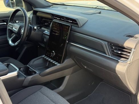 Used 2026 GMC Terrain Elevation FWD image 25