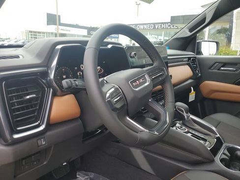 New 2026 GMC Canyon AT4 w/ Technology Plus Package AWD/4WD image 8
