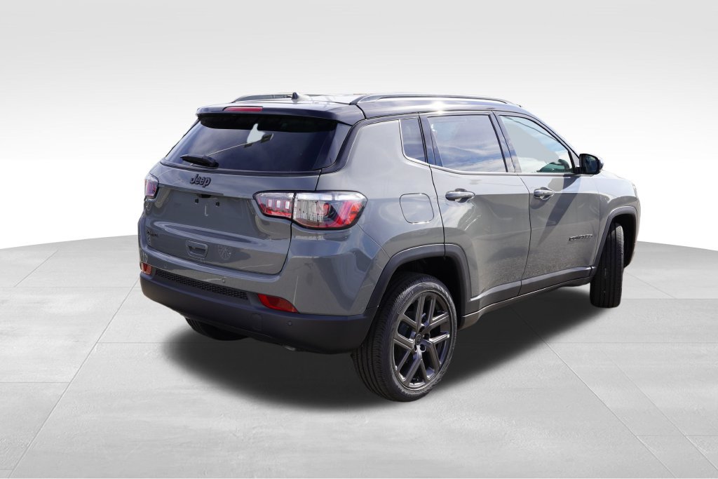 New 2026 Jeep Compass Limited AWD/4WD image 3
