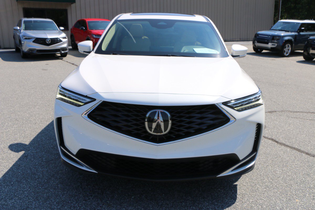 Used 2025 Acura MDX FWD image 11
